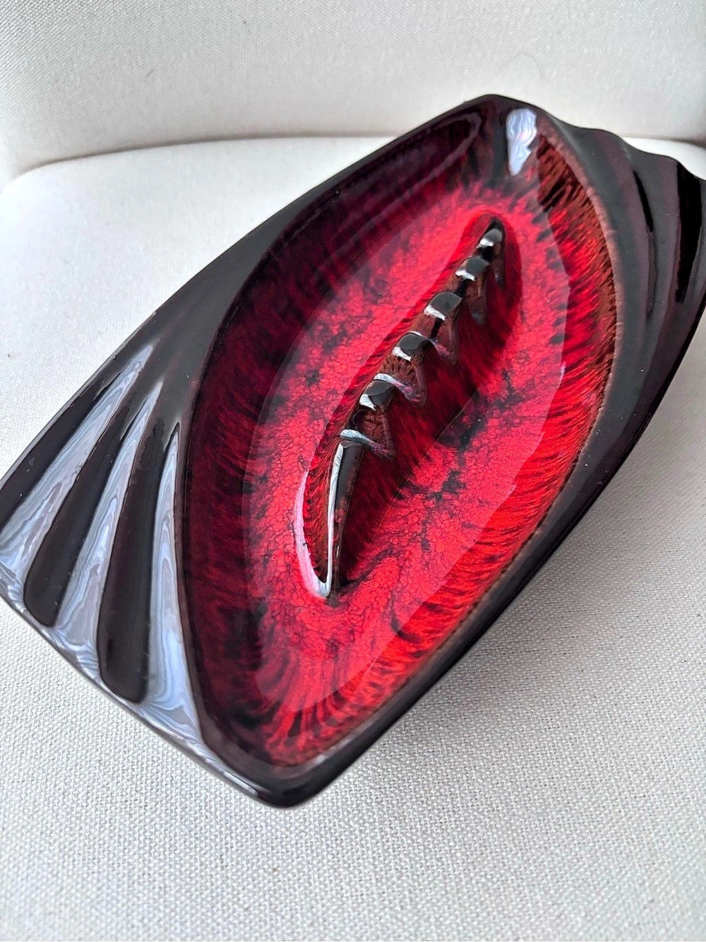 VTG Canuck Pottery Mid Century Modern Red Dragon Eye Lava Drip Glaze Ashtray MCM